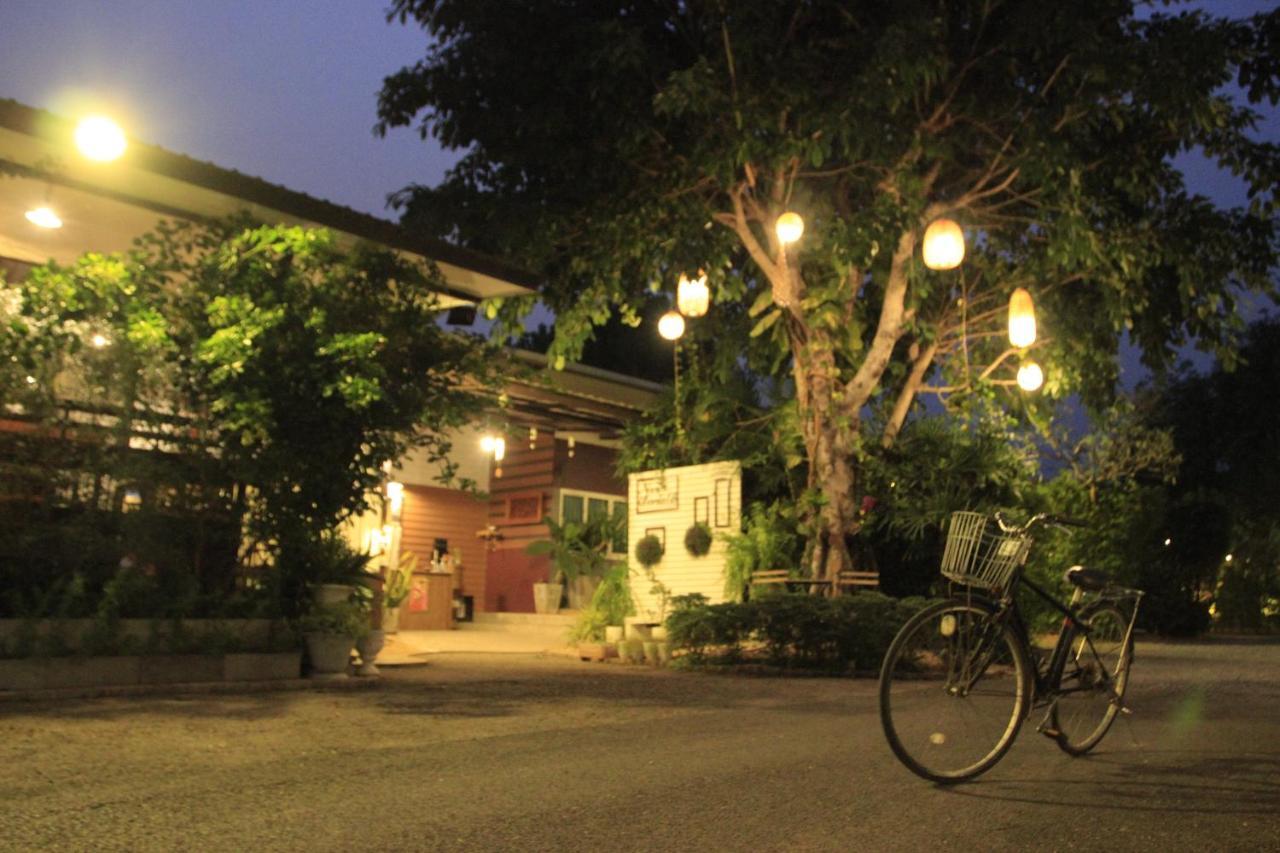 น่านฟ้าชลธีรีสอร์ท Nanfachonlathi Resort Exterior foto